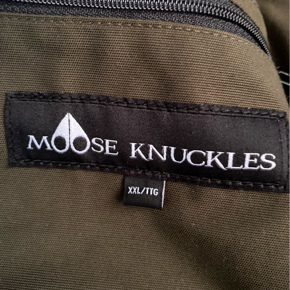 🆕🛍Moose Knuckles Women’s Jacket 🧥 Comes with hanger and protective bag. - Picture 7 of 14
